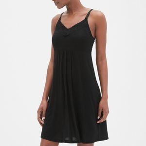 GAP maternity nursing nightgown